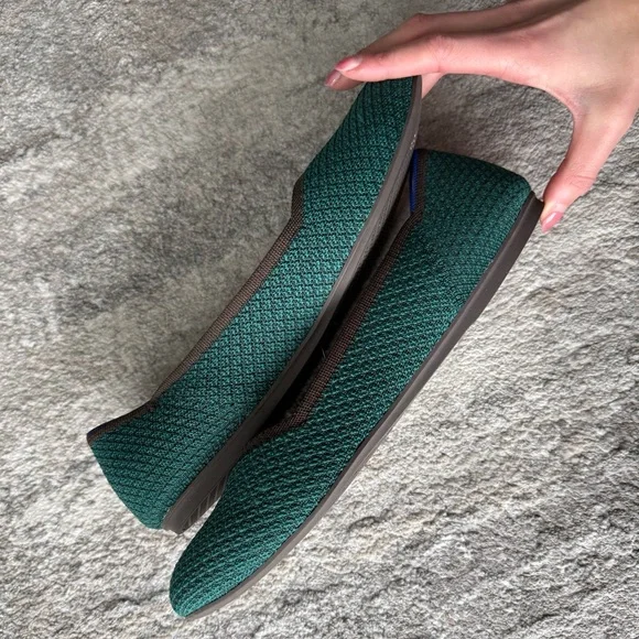 Rothy’s The Flat in Juniper Textured Green | 12 - Picture 4 of 7
